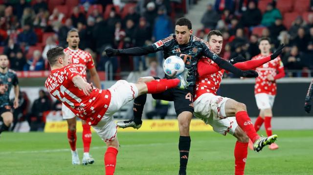 v体育-又残又累的拜仁终于输了联赛，埃贝尔拒买替补中锋