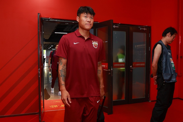 v体育-李昂：我在海港的五年里是成功的，我们一起拿到了四个冠军